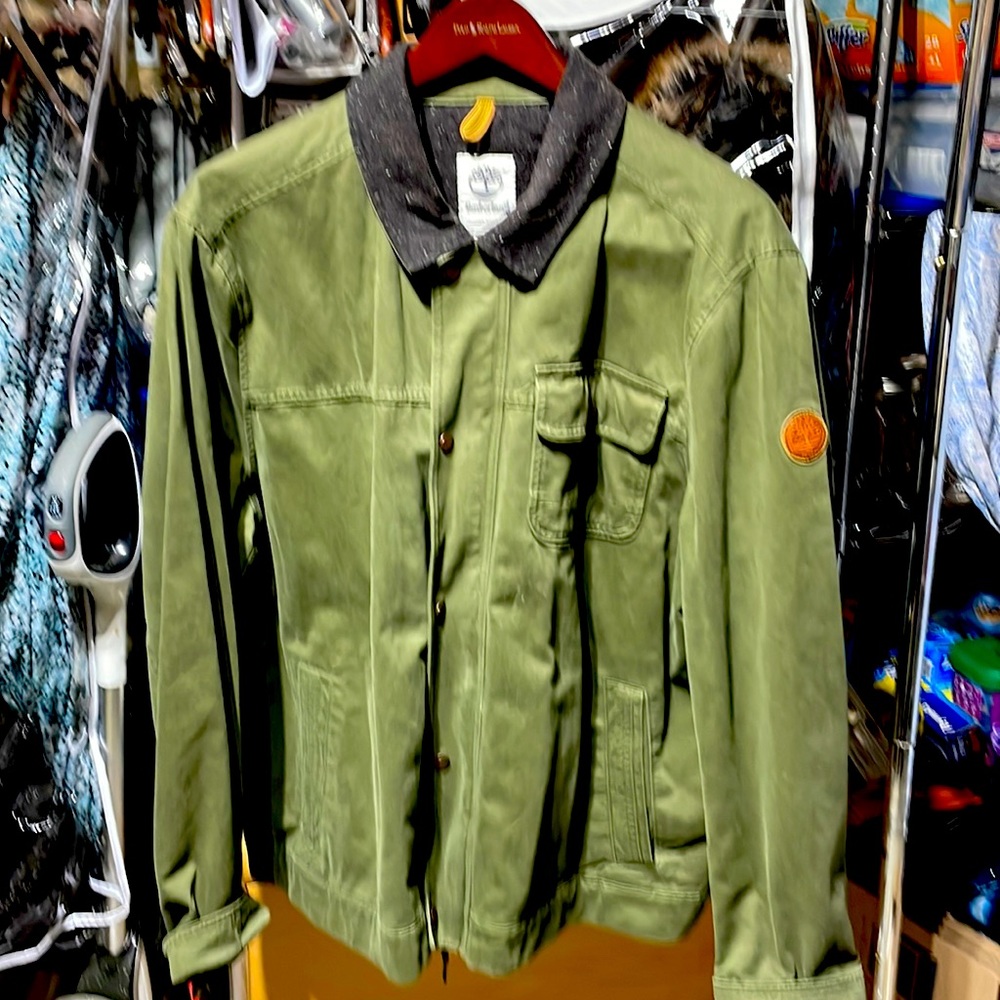 Timberland Barn coat. Olive green, blue plaid lining. Size XXL.  Great shape.
